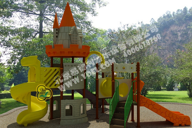 北京幼兒園（yuán）戶外兒童城堡滑梯