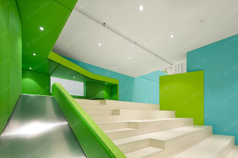 室內不（bú）鏽鋼滑梯定製