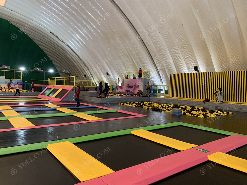 大型蹦床公園案例效（xiào）果圖（tú）