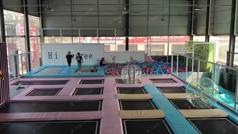 蹦床（chuáng）體驗館實景圖