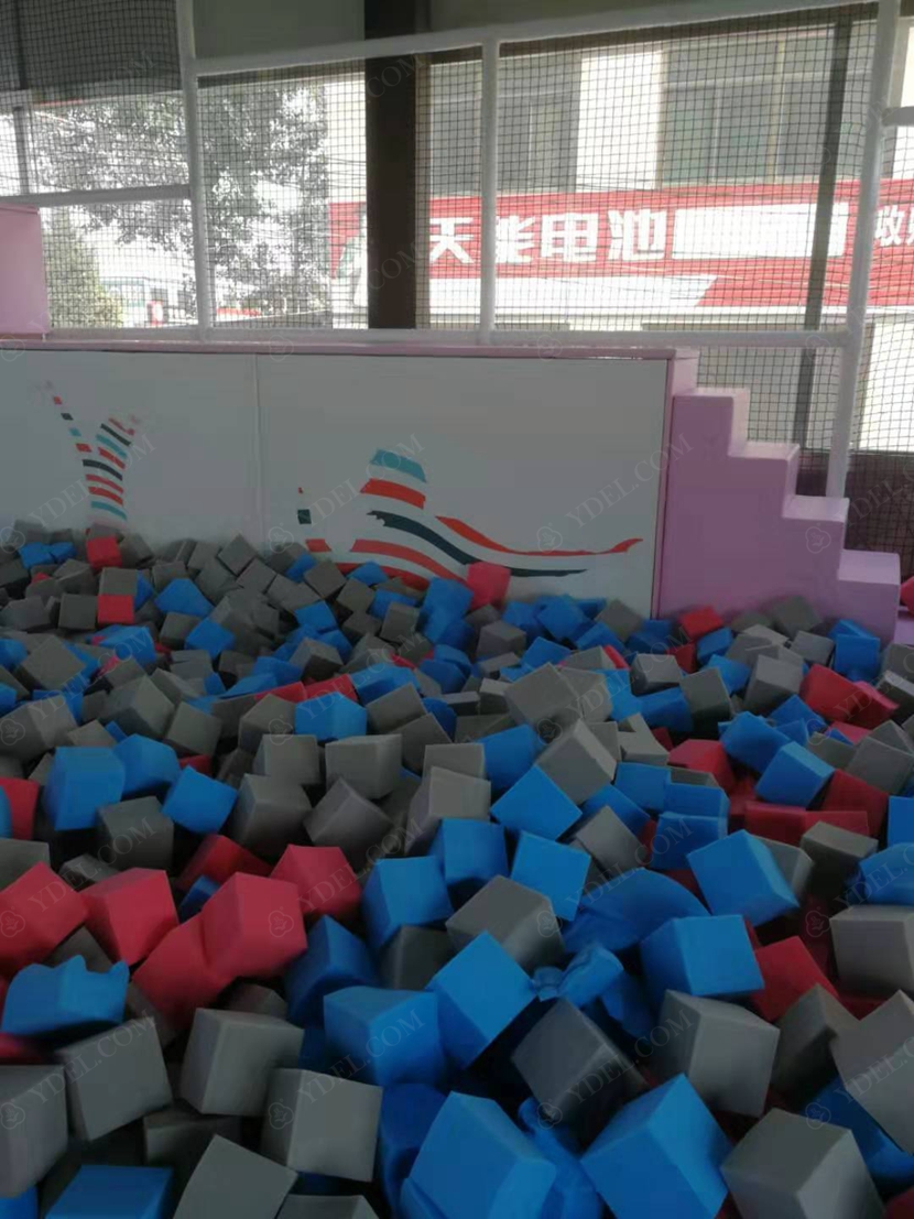 蹦床體驗館（guǎn）實景圖