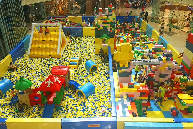 兒童積木樂園空間遊（yóu）樂（lè）場設備